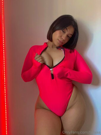 felaaa Nude Leaks Photo 28