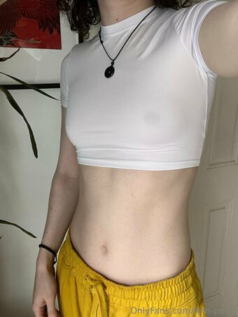 fem-panic Nude Leaks Photo 2