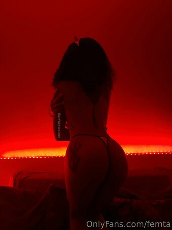 femta Nude Leaks Photo 14