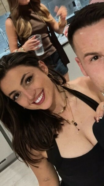 fendibitxh Nude Leaks Photo 23
