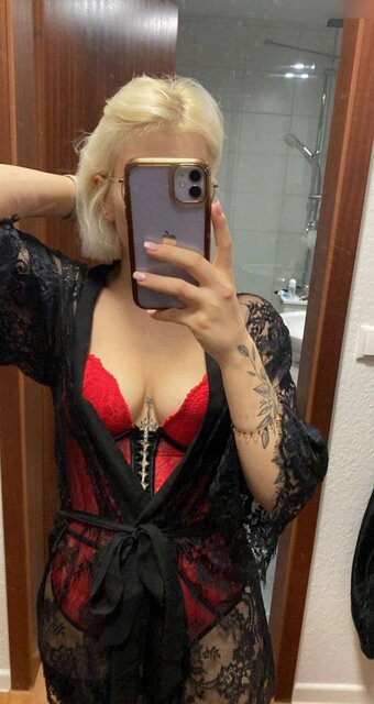 Fenni2002 / fenjaewig Nude Leaks Photo 9