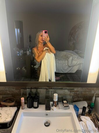 Ferrarijay / FerrariJay6 / NotYourOrdinaryBarbie / ferrarijayy / https: Nude Leaks OnlyFans Photo 24
