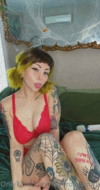 feverdreamms Nude Leaks Photo 5