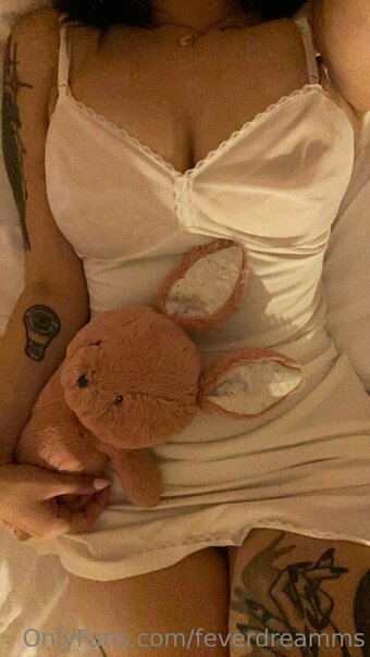 feverdreamms Nude Leaks Photo 9