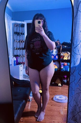 ffsroxanne / ffs_roxanne / https: Nude Leaks Photo 8