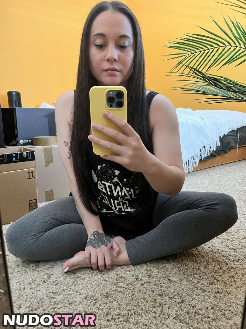 ffsroxanne / ffs_roxanne / https: Nude  17