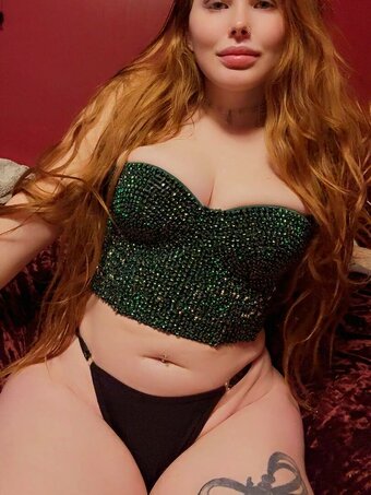 Fieryredcheeks / Katie Coburn Nude Leaks Photo 11