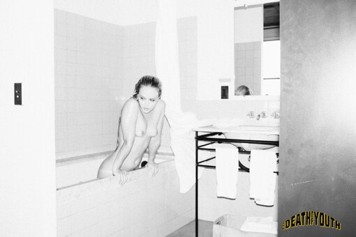 FINDROW / https: Nude Leaks Photo 11