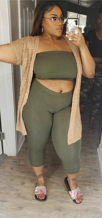 fineapple_diva Nude Leaks Photo 10