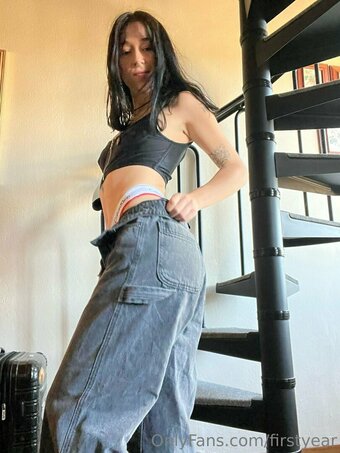 firstyear Nude Leaks Photo 14