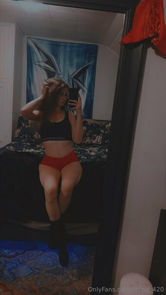 fitting_420 Nude Leaks Photo 12