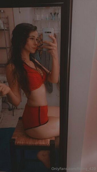 fitting_420 Nude Leaks Photo 26