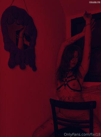 Fixi18 Nude Leaks Photo 27