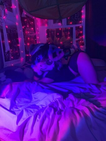 fizzyroni / assets / favicon.ico / fizzytron / https: Nude Leaks Photo 1