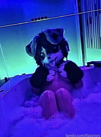 fizzyroni / assets / favicon.ico / fizzytron / https: Nude Leaks Photo 13
