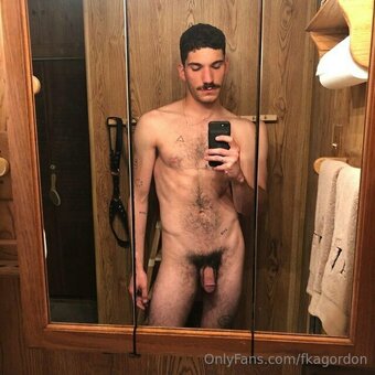 fkagordon Nude Leaks Photo 24