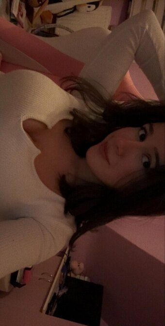 flaerith / kaynswife / kyundarin / yourfavewa1fu Nude Leaks Photo 1