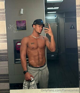 flamejames Nude Leaks Photo 17