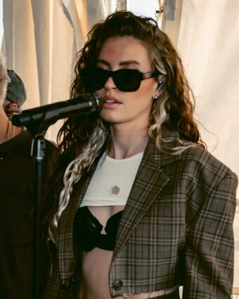 Fletcher / findingxfletcher / fletcheeer Nude Leaks OnlyFans Photo 6