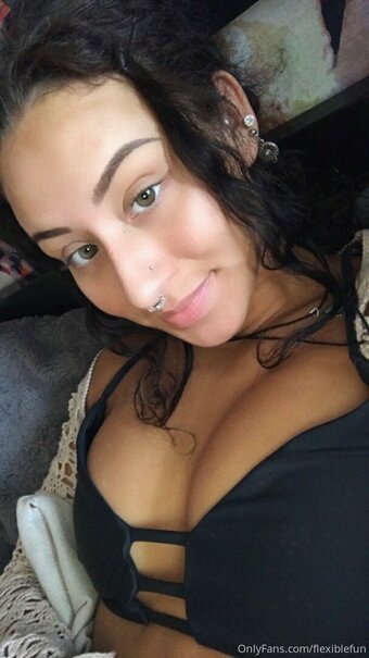 flexiblefun Nude Leaks Photo 3