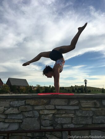 flexiblefun Nude Leaks Photo 5