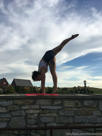 flexiblefun Nude Leaks Photo 12