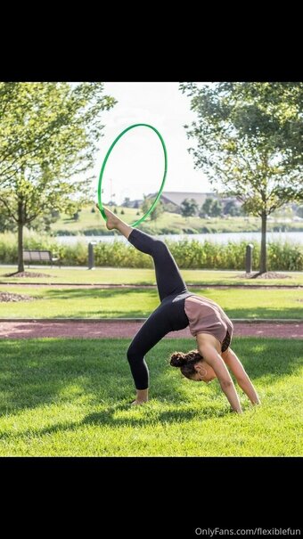 flexiblefun Nude Leaks Photo 19