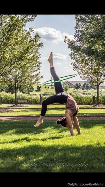 flexiblefun Nude Leaks Photo 20