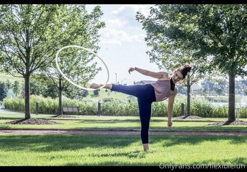 flexiblefun Nude Leaks Photo 22