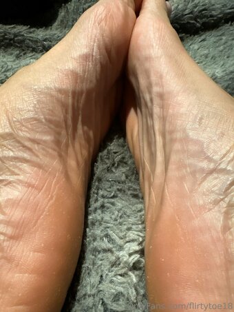 flirtytoe18 Nude Leaks Photo 19