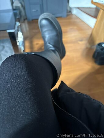 flirtytoe18 Nude Leaks Photo 28