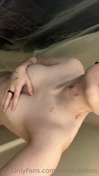 floatingfae Nude Leaks Photo 10