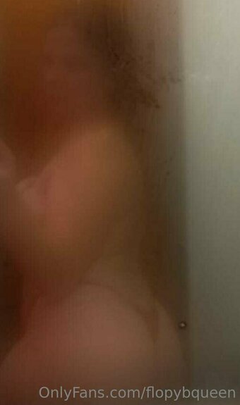 flopybqueen Nude Leaks Photo 1
