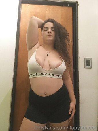 flopybqueen Nude Leaks Photo 26