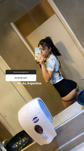 Flor Aure / FlorAure / flor.aure Nude Leaks Photo 4
