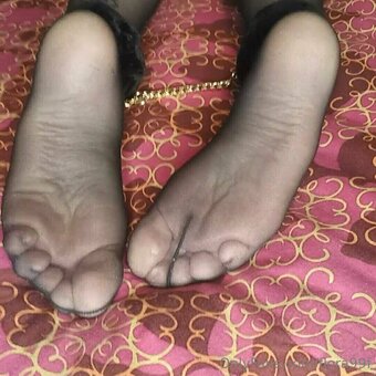 flora99f Nude Leaks Photo 11