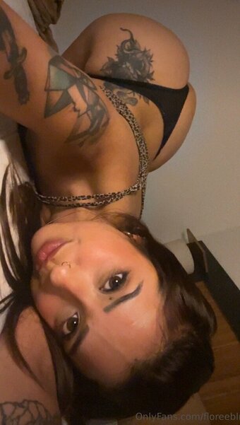 Floreedln / floreebln Nude Leaks OnlyFans Photo 8