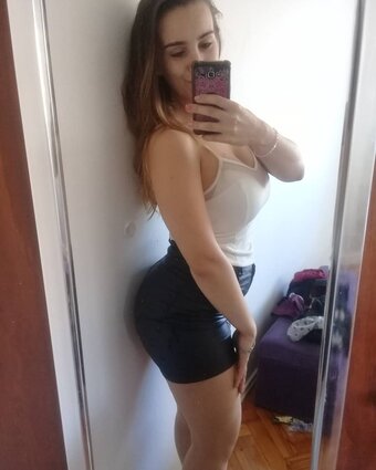 florpinelli91 Nude Leaks Photo 18