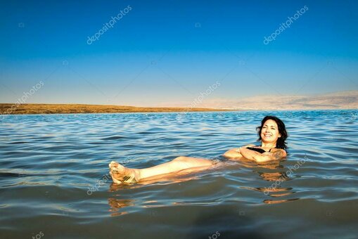 flotando Nude Leaks Photo 5