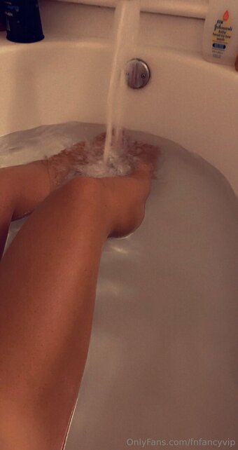fnfancyvip Nude Leaks Photo 15