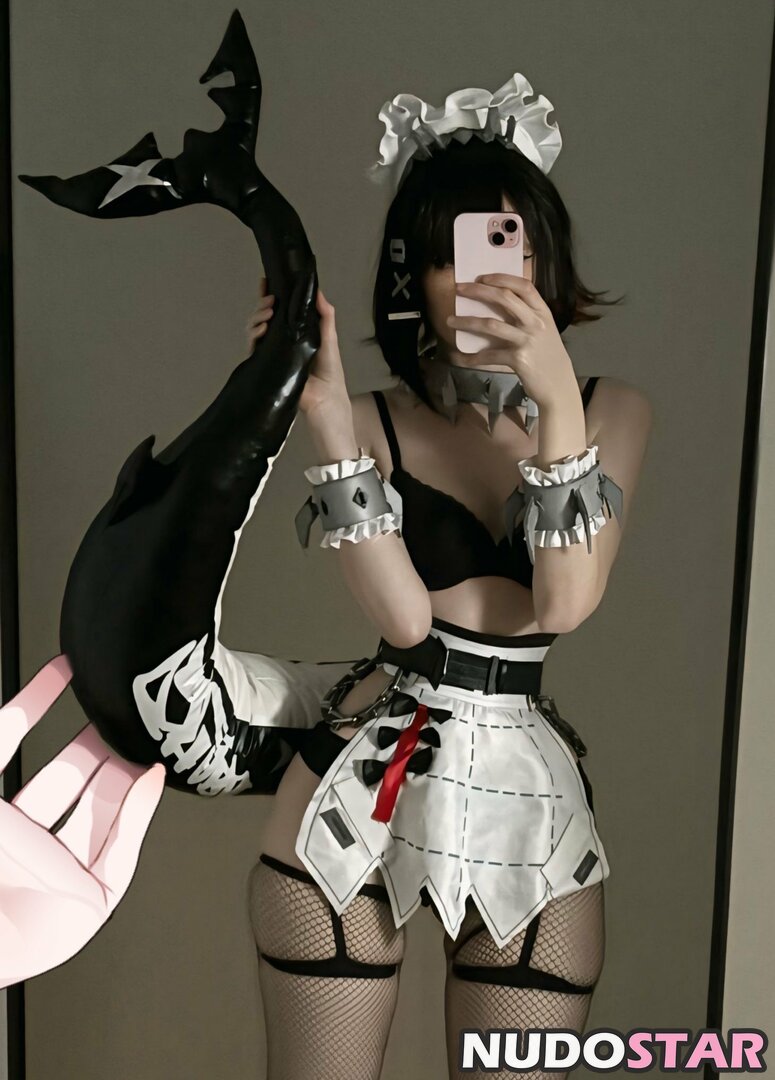 Inviting arch of her body