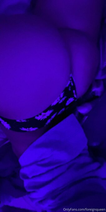 foreignqueen Nude Leaks Photo 9