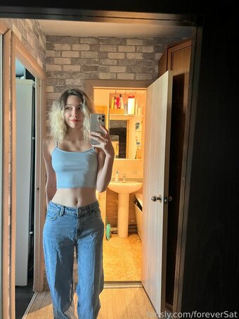 foreverSat Nude Leaks Photo 9