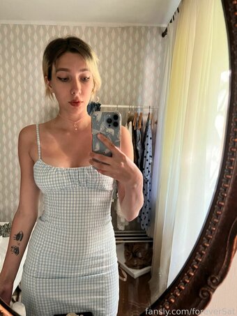 foreverSat Nude Leaks Photo 13