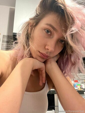 foreverSat Nude Leaks Photo 20