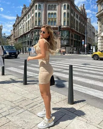 Forstner Csenge Nude Leaks Photo 2