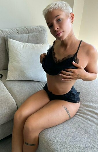 foundmolly / biggiesmolls_ Nude Leaks OnlyFans Photo 25