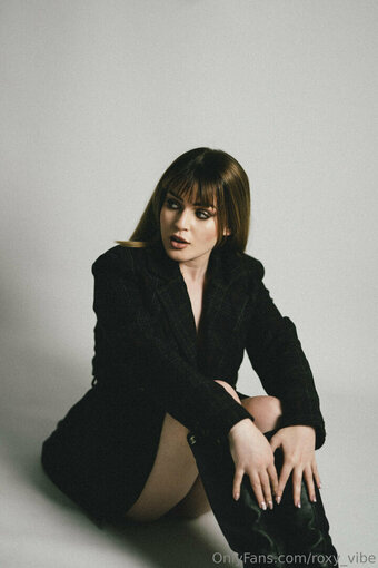 foxy_x_roxy Nude Leaks Photo 18