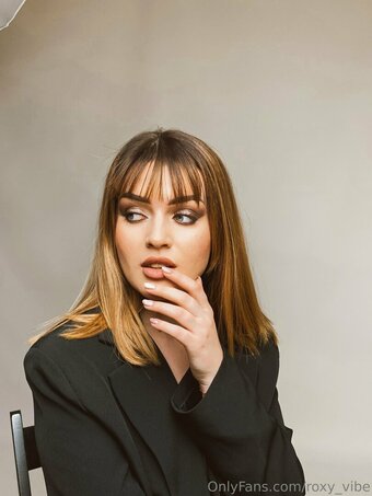 foxy_x_roxy Nude Leaks Photo 22