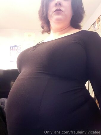 frauleinvivicalee Nude Leaks Photo 21